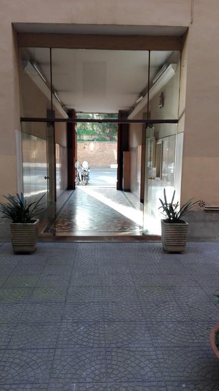 Residenza Laterano Hotel Rome Exterior photo