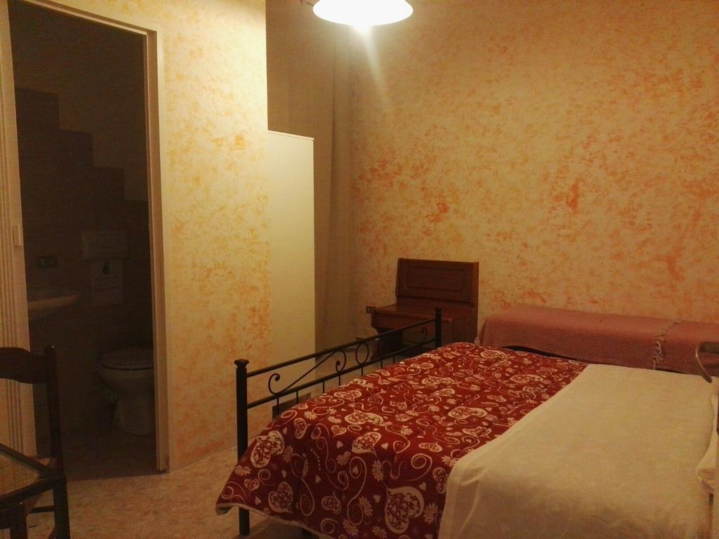 Residenza Laterano Hotel Rome Exterior photo
